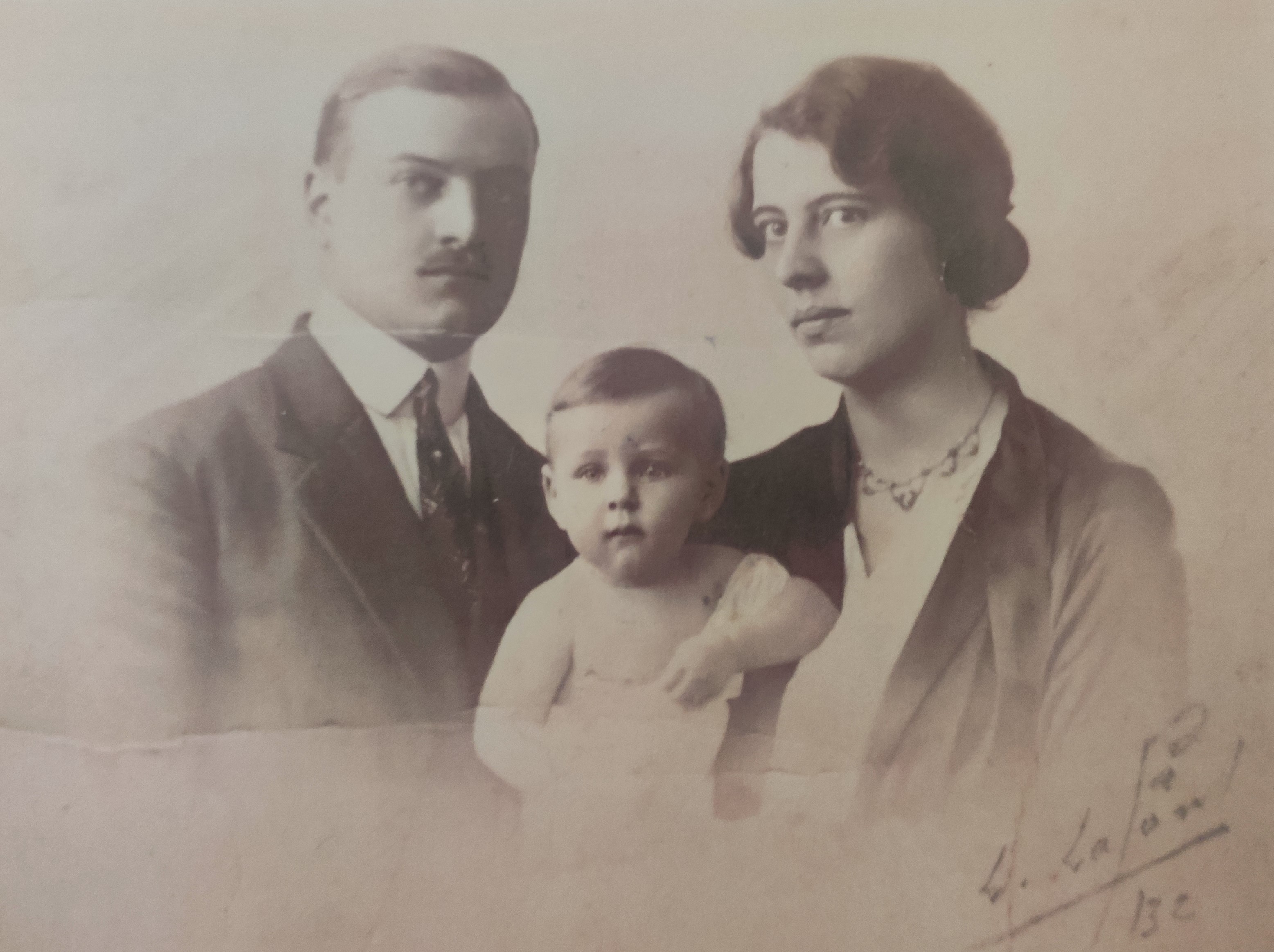 Louis, Denise et Geneviève 1928